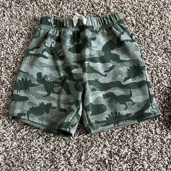 Bundle of 2 Dino 🦖 shorts size 3T - Picture 2 of 7